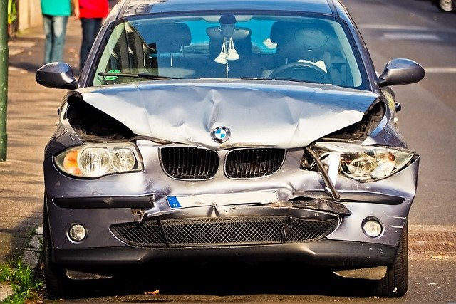 Que faire après un accident de voiture ? Nos conseils